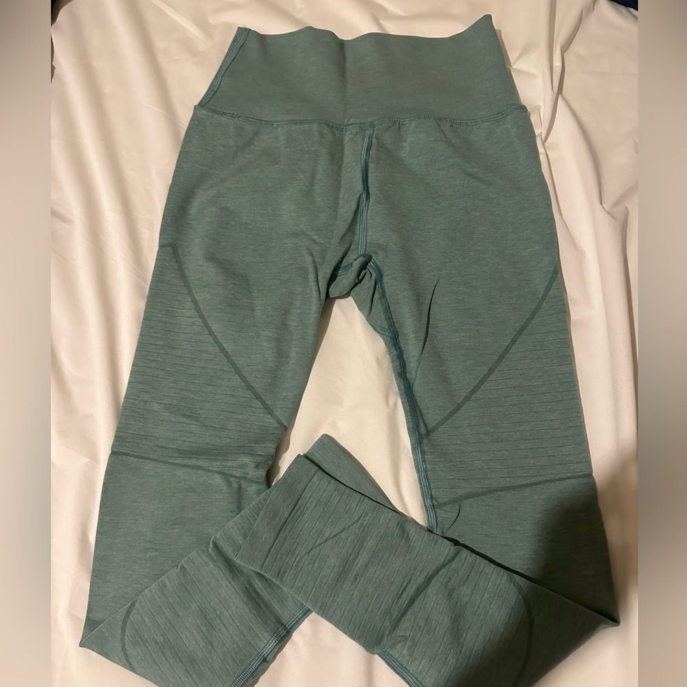 Alphalete light teal leggings